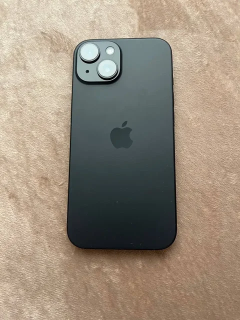 Айфон 15 Блэк 128 ГБ с замененным АКБ - частное объявление в Чебоксары