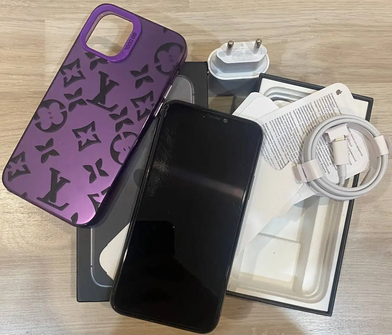 iPhone 11 Pro 64GB Space Gray в отличном состоянии - Смартфоны и телефоны (Электроника) в Чебоксары