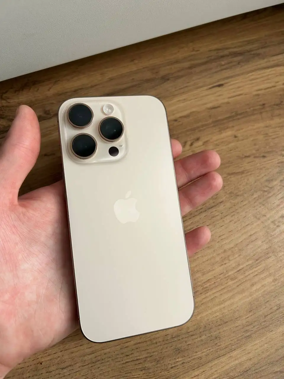 Продам iPhone 16 Pro 256 ГБ - Смартфоны (Электроника) в Чебоксары