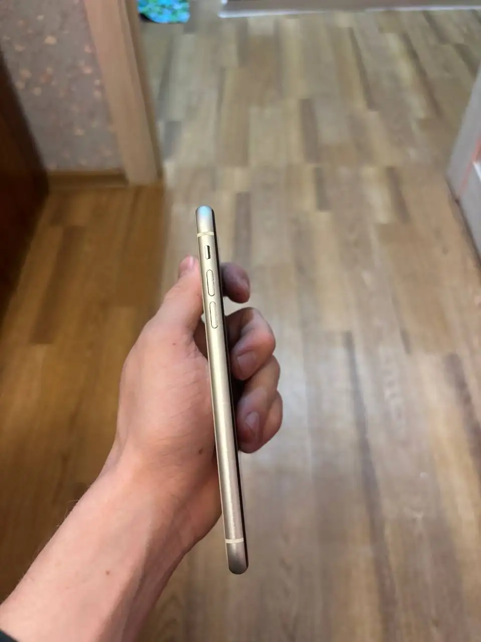 Apple iPhone 64 Гб с дефектом дисплея - Смартфоны (Электроника) в Чебоксары