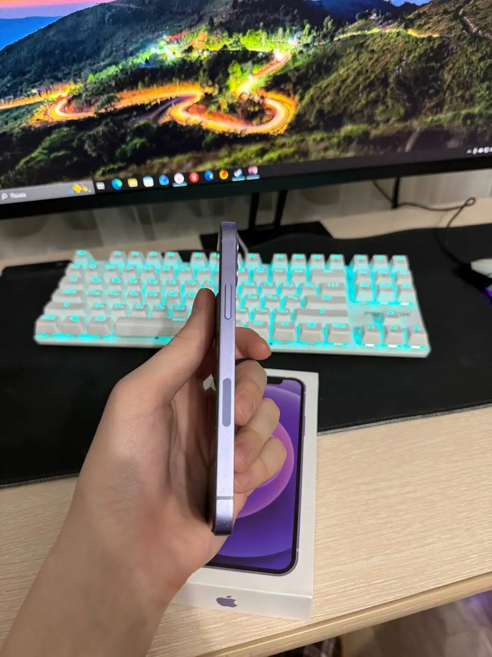 Apple iPhone 12 128 ГБ - Смартфоны (Электроника) в Чебоксары