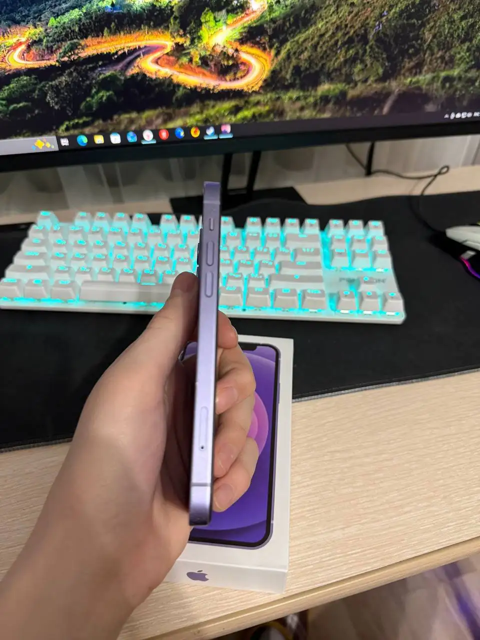 Apple iPhone 12 128 ГБ - Смартфоны (Электроника) в Чебоксары