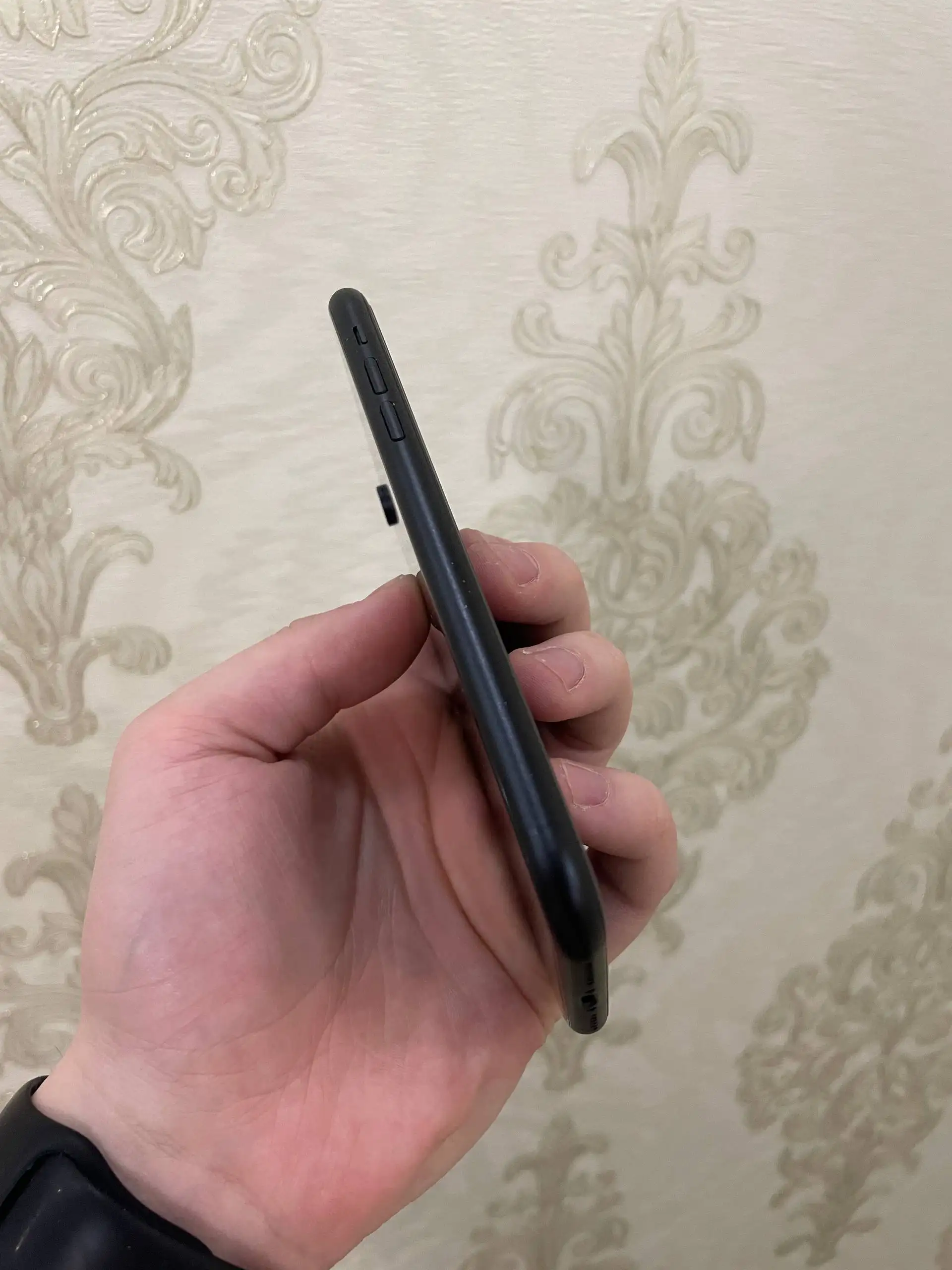 Продам iPhone XR 64гб с замененным аккумулятором - Смартфоны (Электроника) в Чебоксары