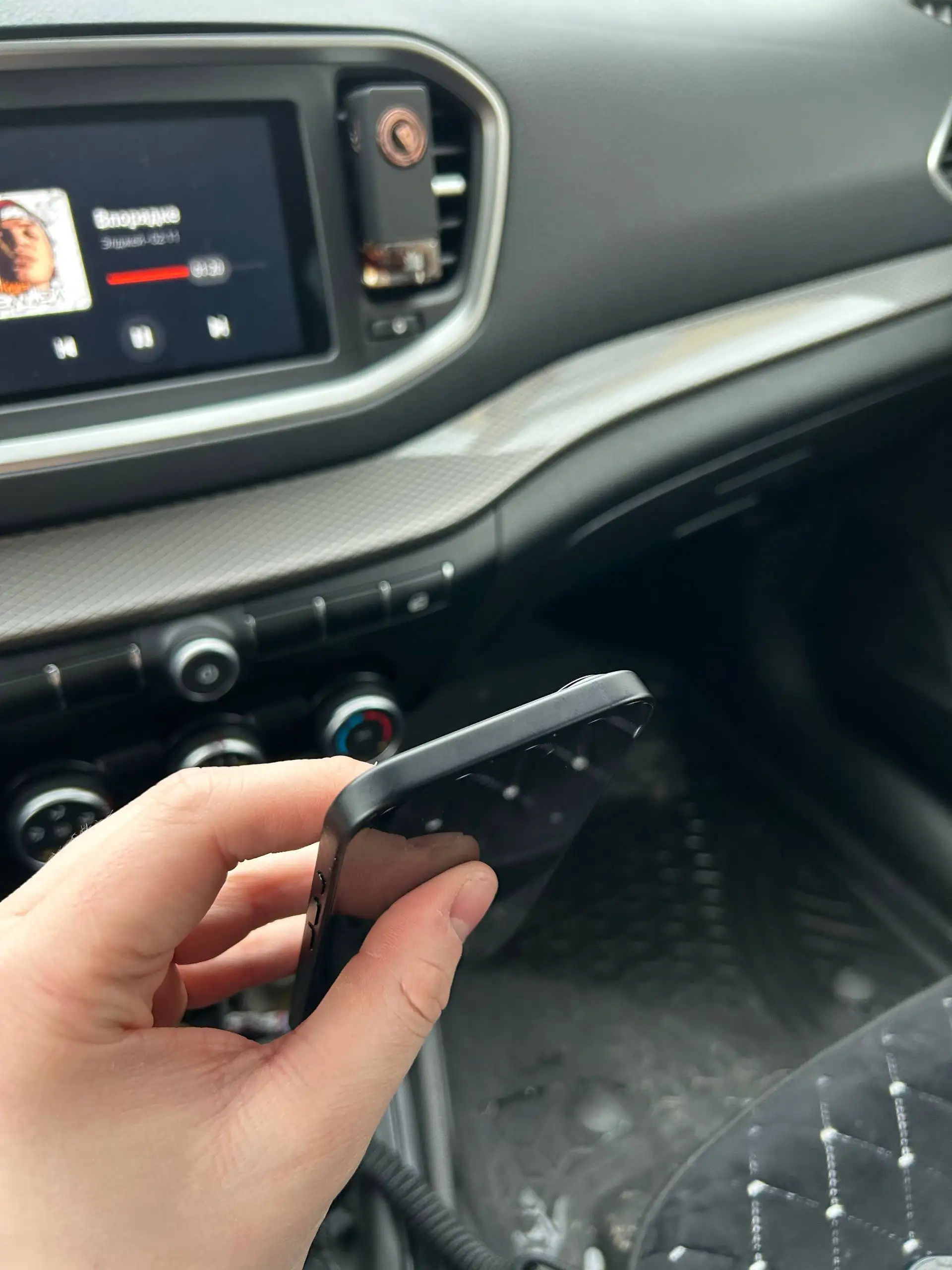 Продам iPhone 16 как донор - Смартфоны и телефоны (Электроника) в Чебоксары