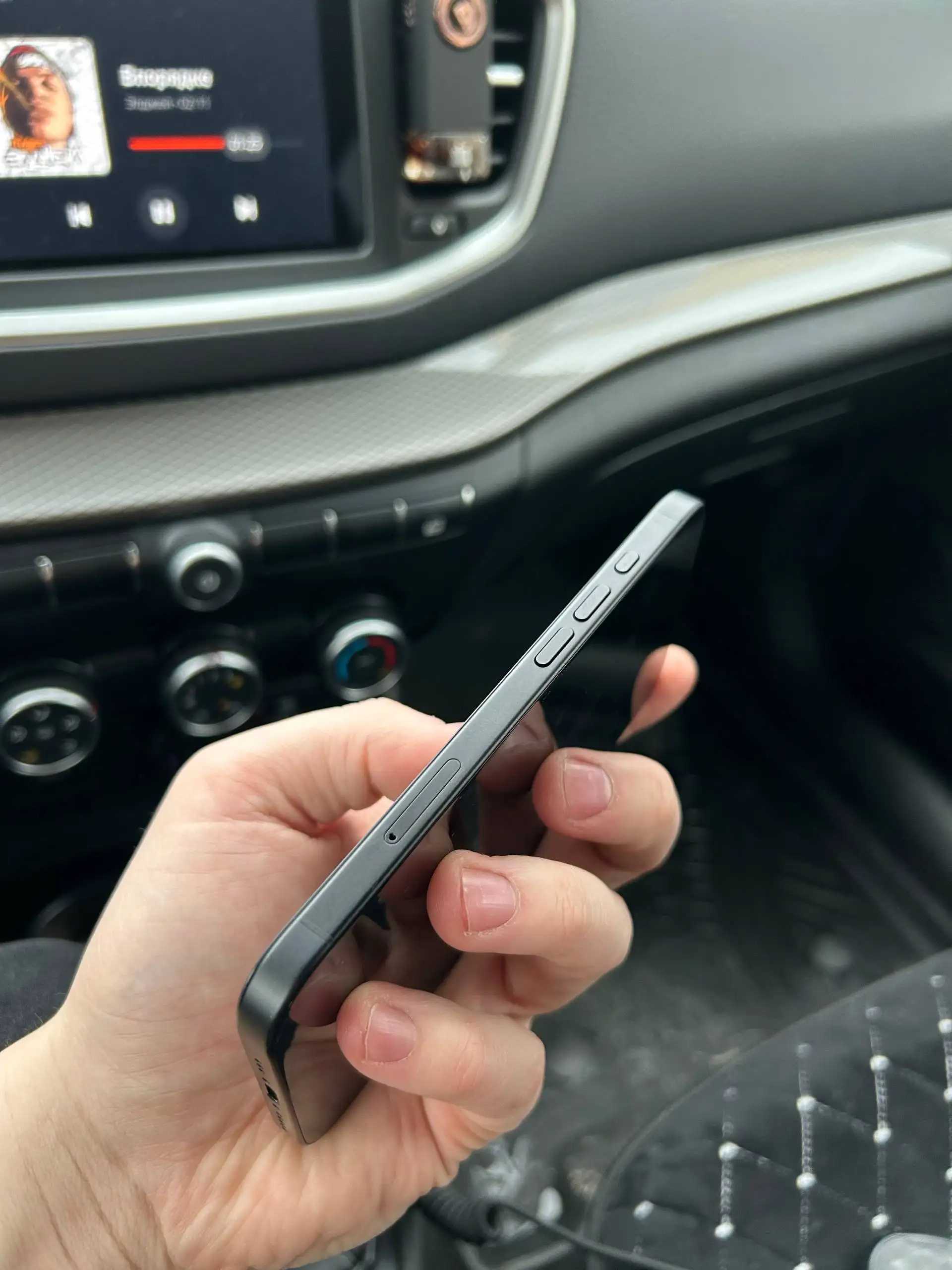 Продам iPhone 16 как донор - Смартфоны и телефоны (Электроника) в Чебоксары