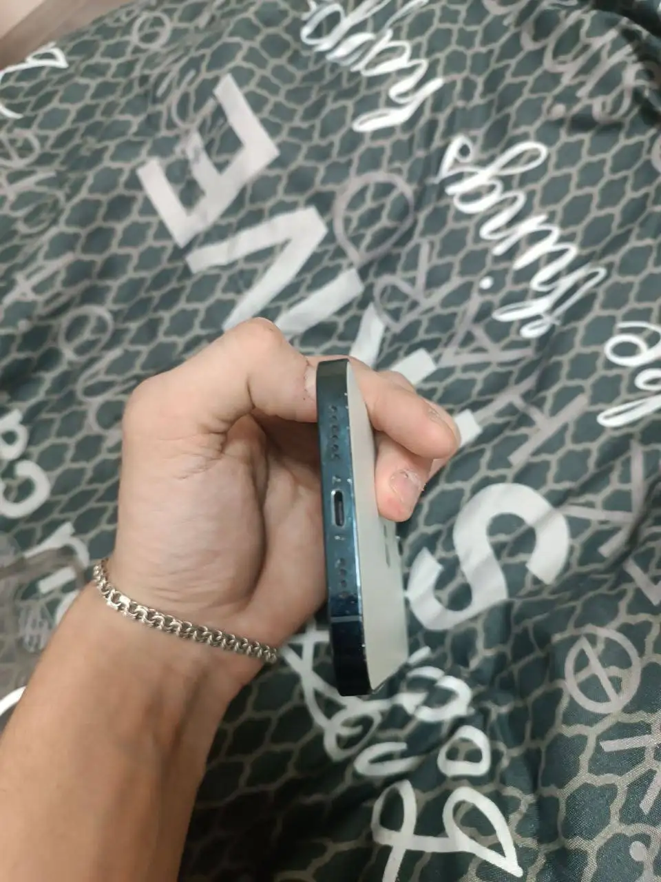 iPhone 12 Pro Max с заменённой задней крышкой - Смартфоны (Электроника) в Чебоксары