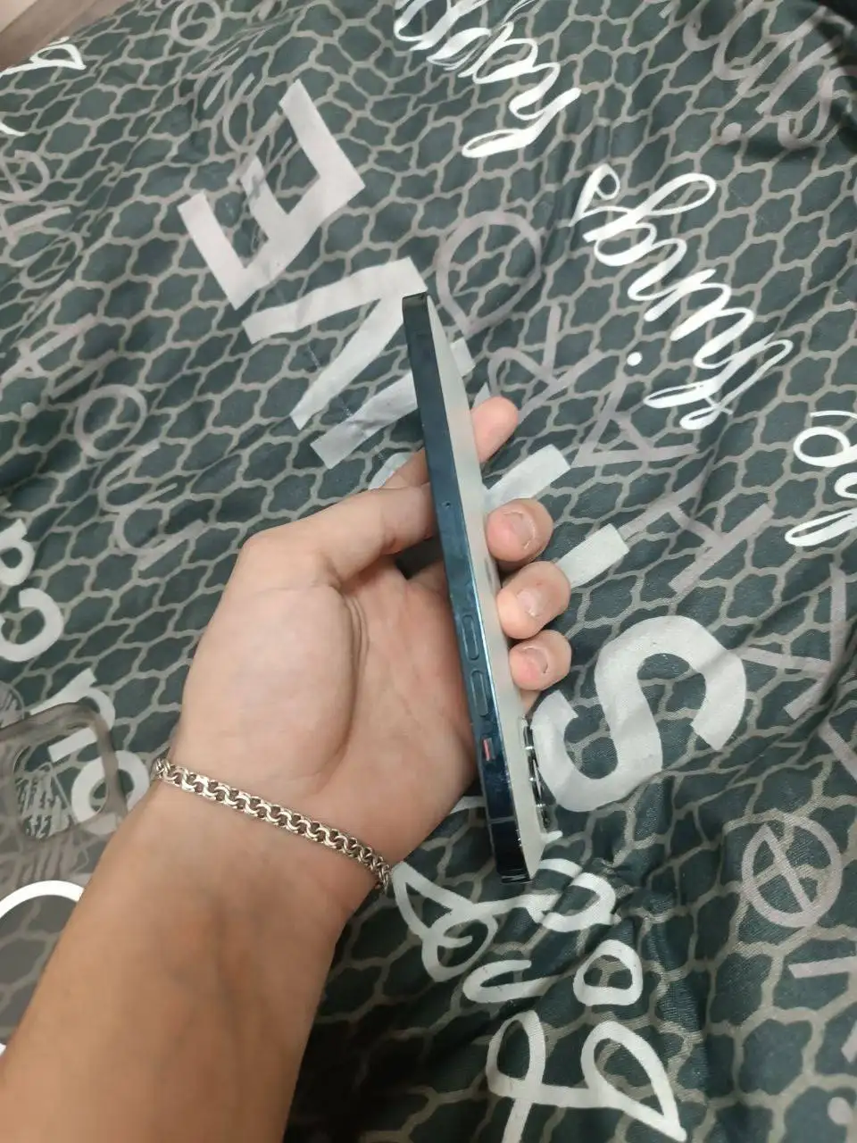 iPhone 12 Pro Max с заменённой задней крышкой - Смартфоны (Электроника) в Чебоксары