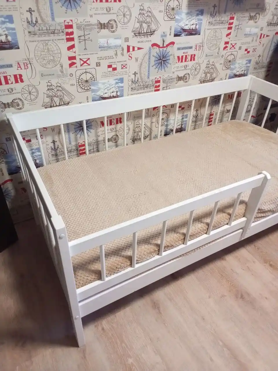 Продажа кровати размером 80*160