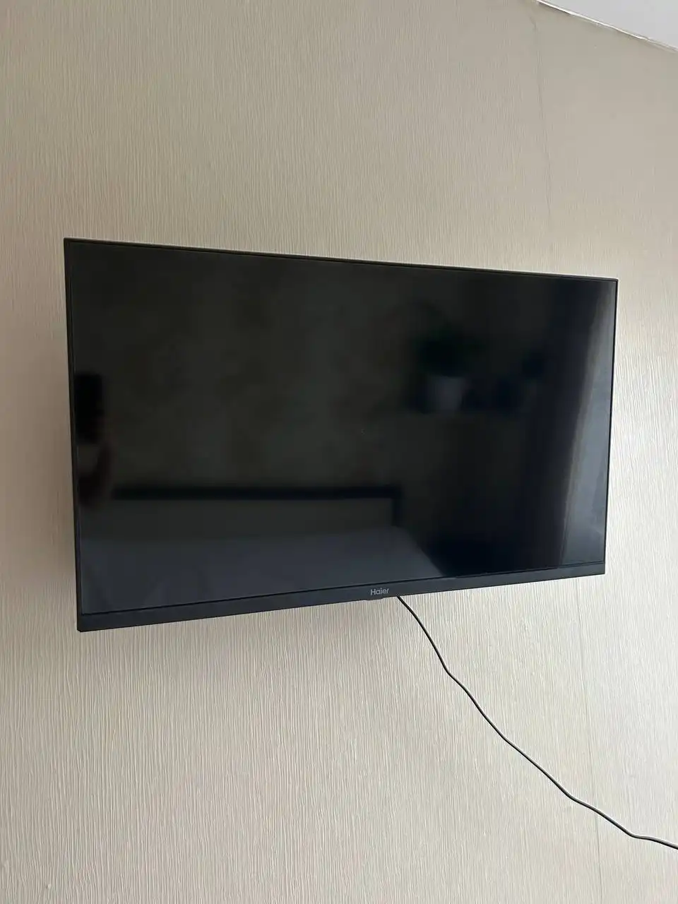 Продам телевизор Haier Smart TV S1 32 дюйма