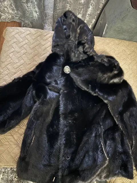Продам натуральную шубу размер 43-46 - Одежда в Орск