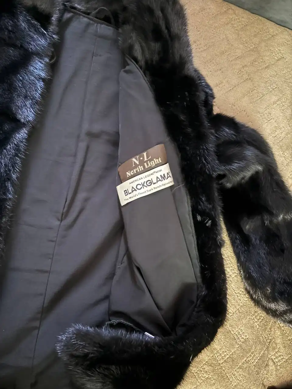 Продам натуральную шубу размер 43-46