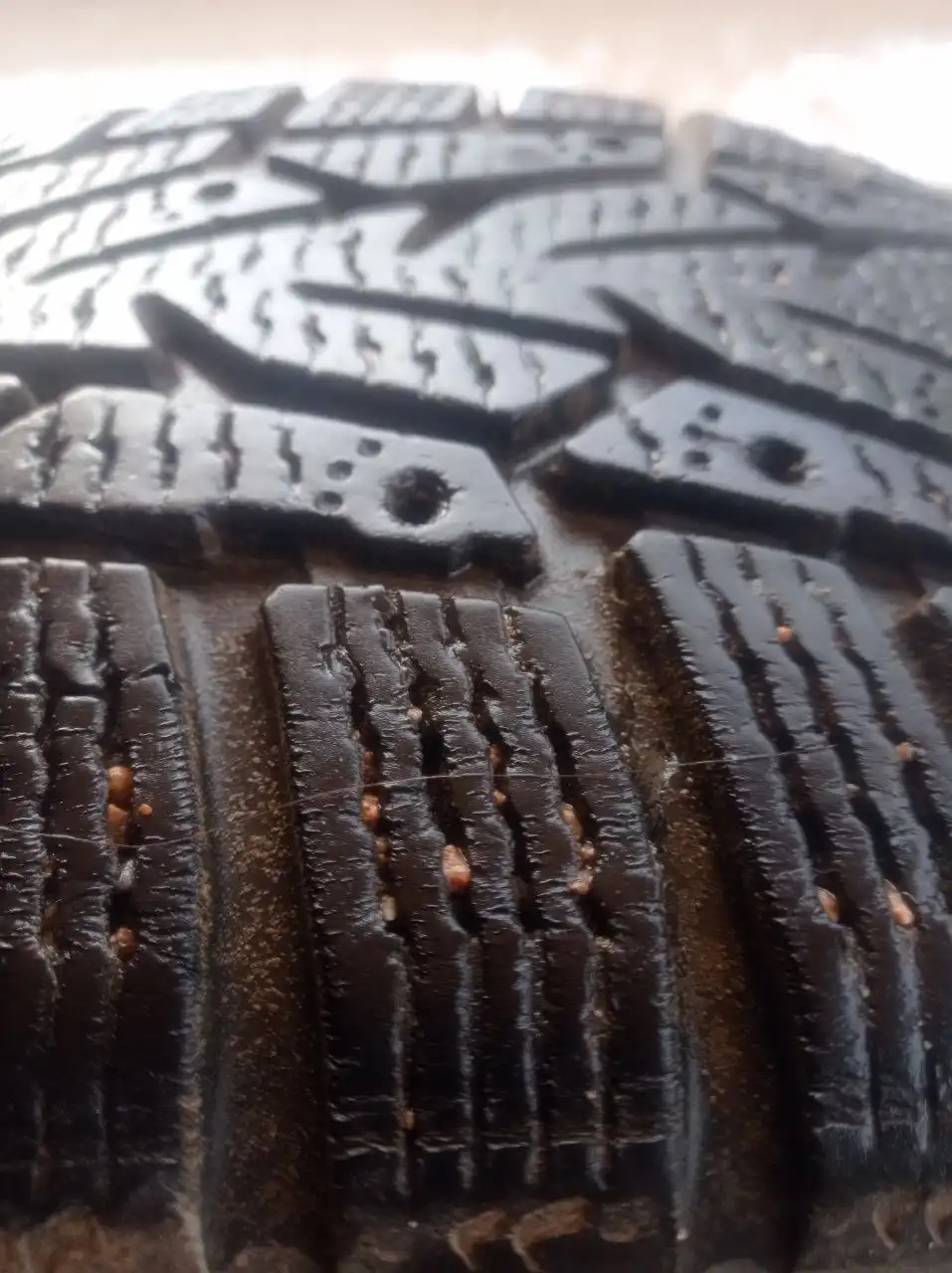 Автомобильные шины 215/60 R16