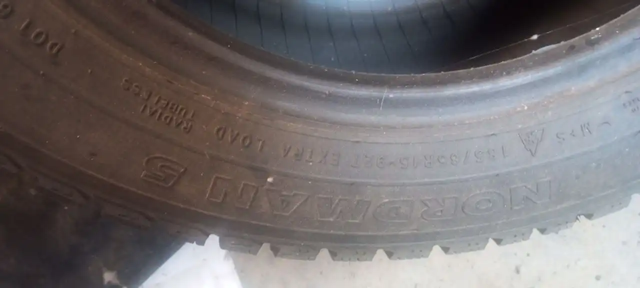 Зимняя куртка б/у в норм состоянии