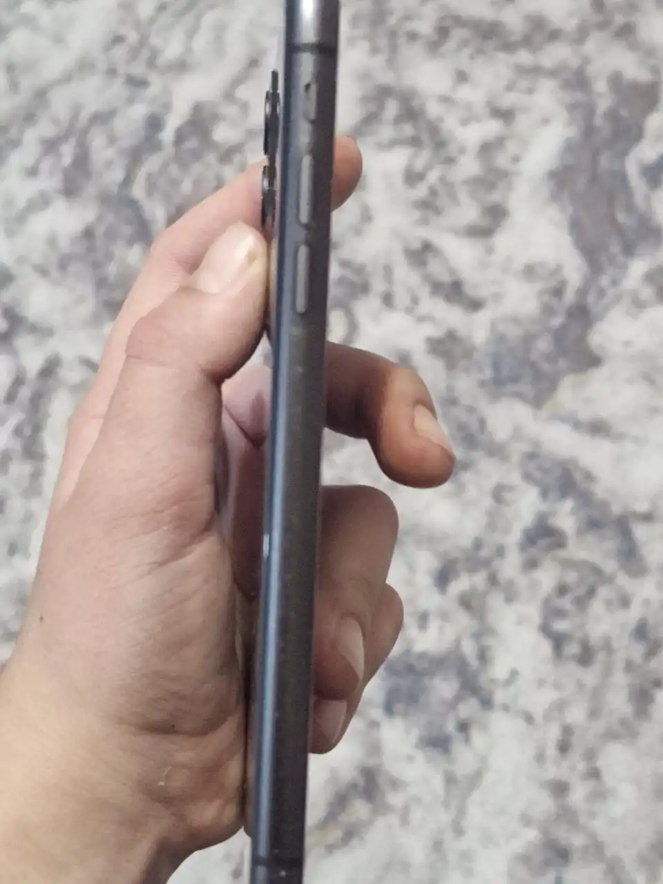 Продам iPhone 11