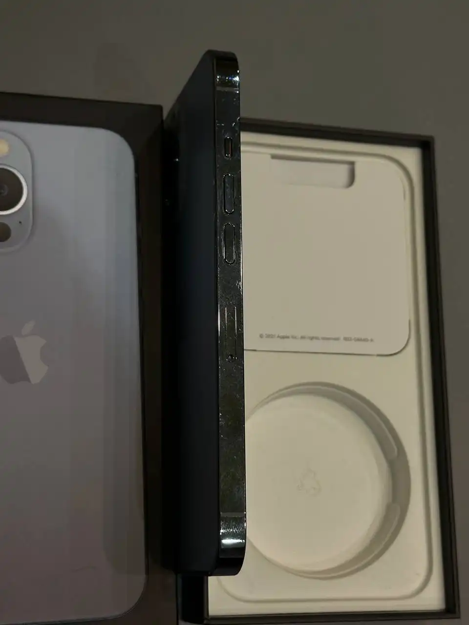 Продам iPhone 13 Pro 128GB Blue