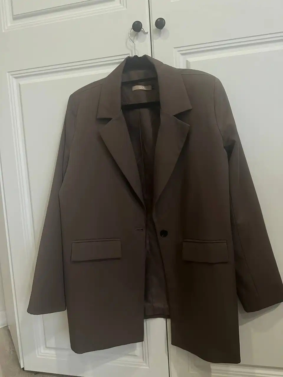 Пиджак коричнево-кофейный L прямой с небольшими плечиками