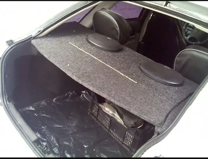 Продажа автозапчастей и одежды в Орске