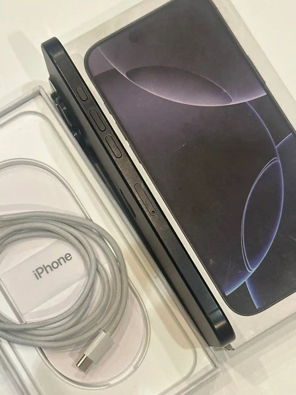 Продам iPhone 16 Pro Max 256GB Black