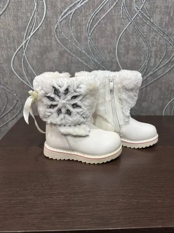 Новые зимние сапожки 23 размера - Одежда в Орск