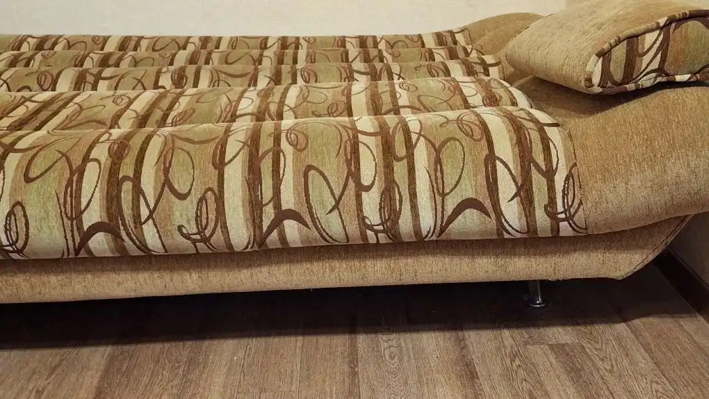 Продам диван в хорошем состоянии