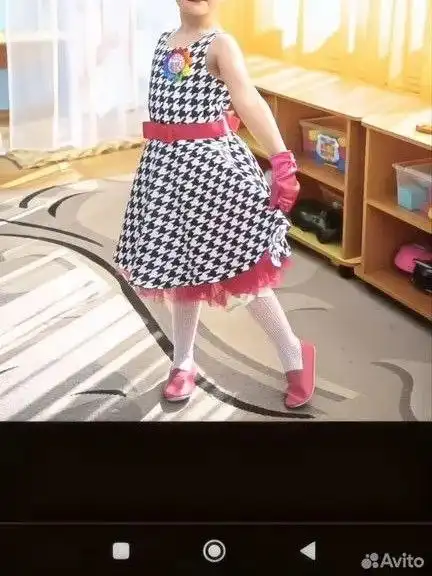 Продам платья, надевали по одному разу