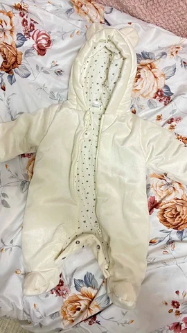 Комбинезон теплый 0-3 месяца в отличном состоянии - Одежда для детей в Неизвестно