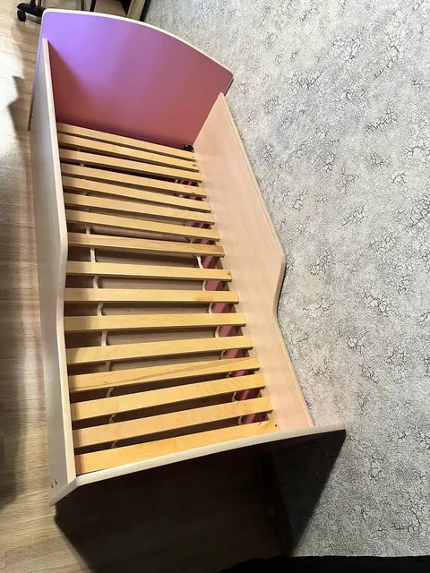 Продам детскую кроватку с матрасом - Товары для детей в Орск