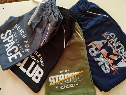 Шорты размер 128 - Костюмы в Орск