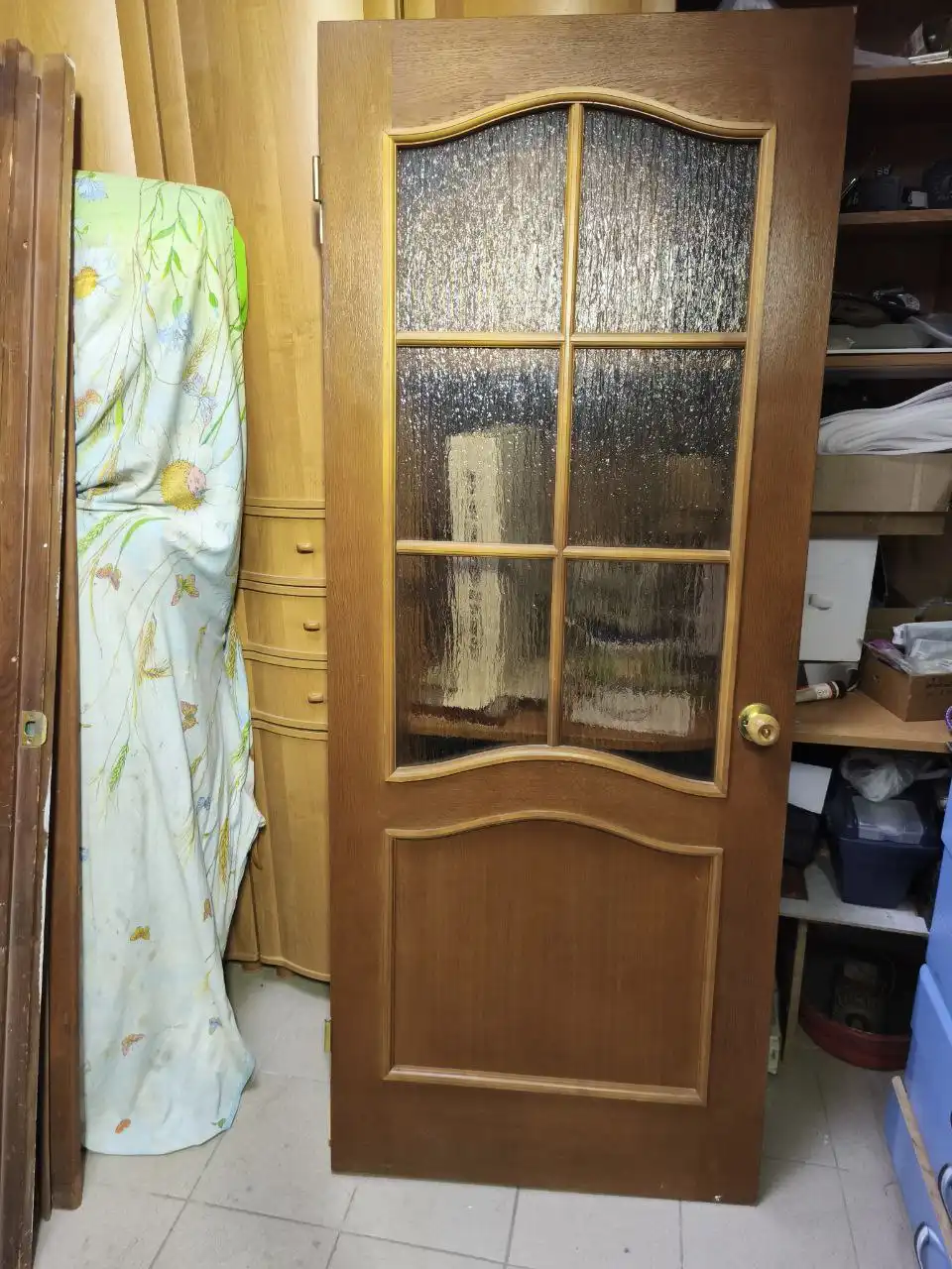 Продам межкомнатную дверь деревянную со стеклом - Межкомнатные двери (Для дома и дачи) в Орск