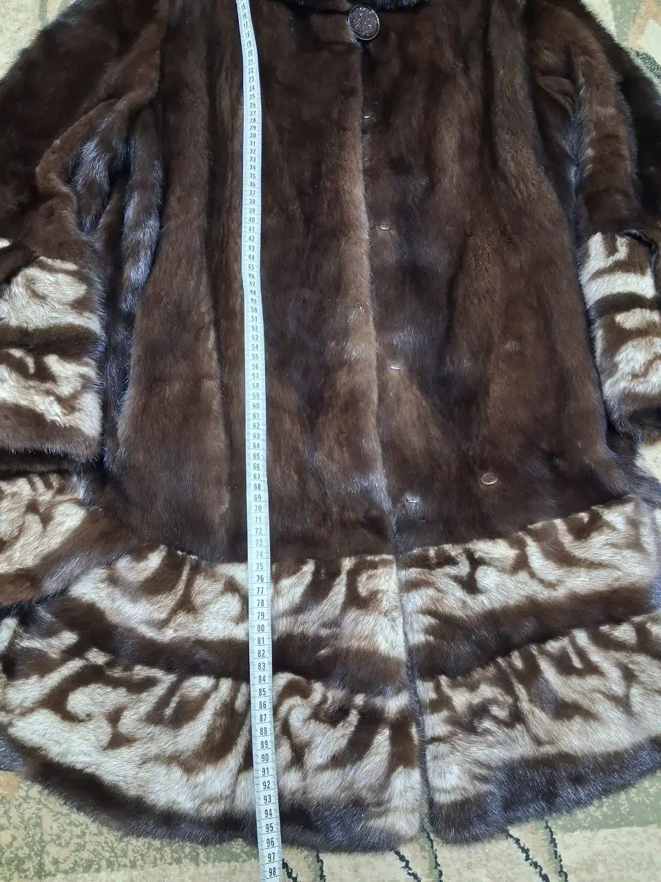 Шубка женская 50-52 размер в хорошем состоянии - Верхняя одежда (Одежда) в Неизвестно