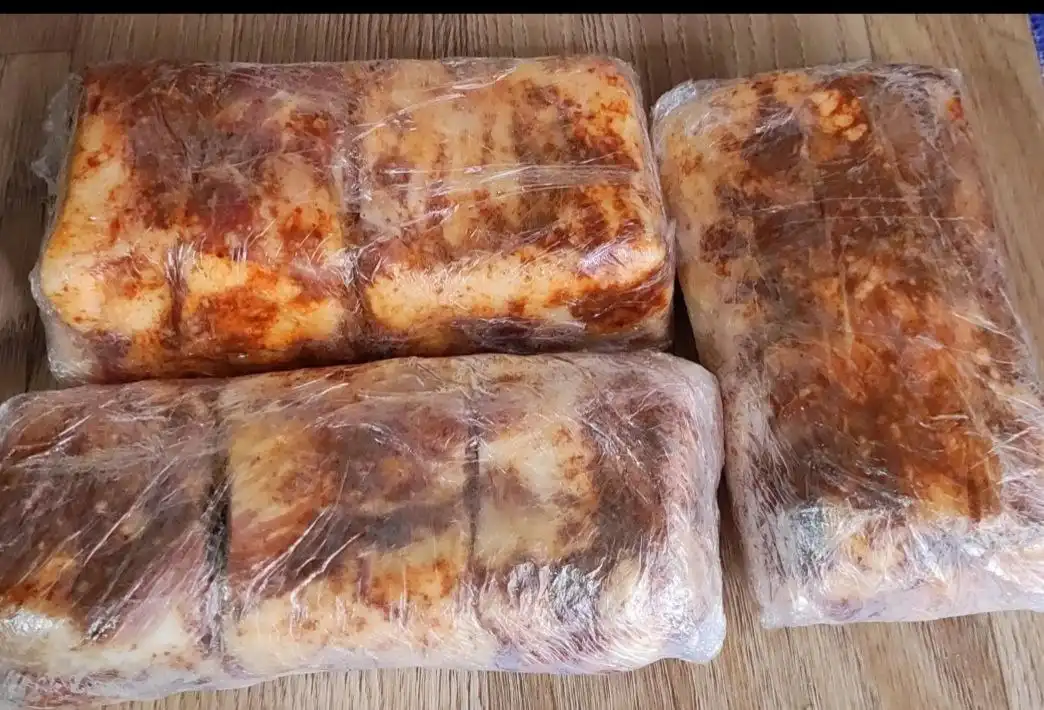 Соленое сало с чесноком и специями - Продукты питания (Барахолка) в Орск