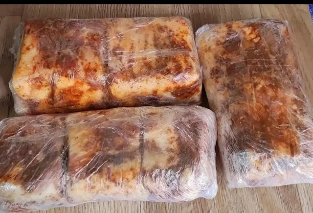 Соленое сало с чесноком и специями - Стройматериалы в Орск