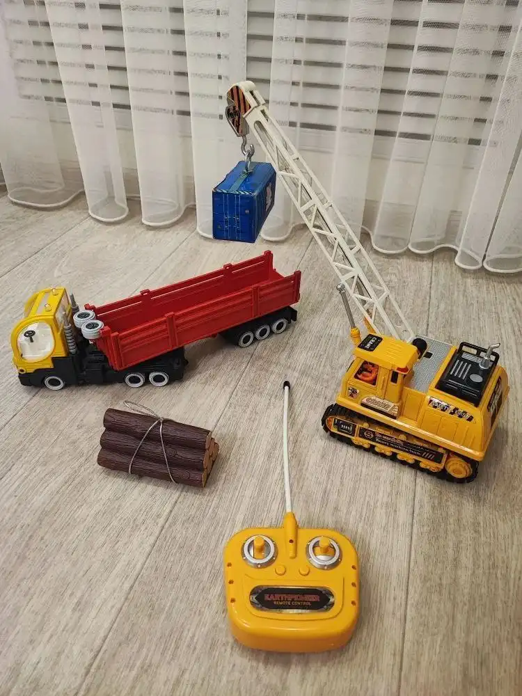 Продажа радиоуправляемых моделей автомобилей и техники - Радиоуправляемые модели (Хобби и отдых) в Орск