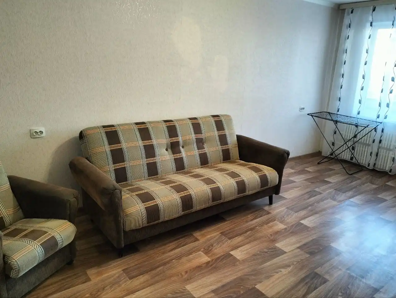 Сдам 2-комнатную квартиру с мебелью и техникой - Аренда квартир (Недвижимость) в Орск