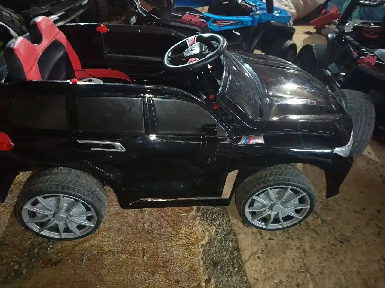 Продажа 6 единиц товара оптом - Барахолка в Неизвестно