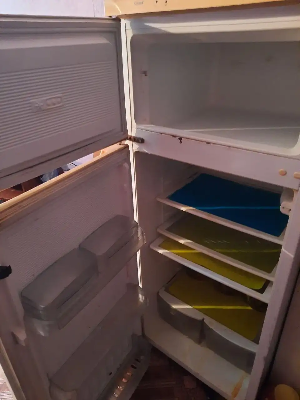 Продам холодильник в связи с переездом - Холодильники (Барахолка) в Орск