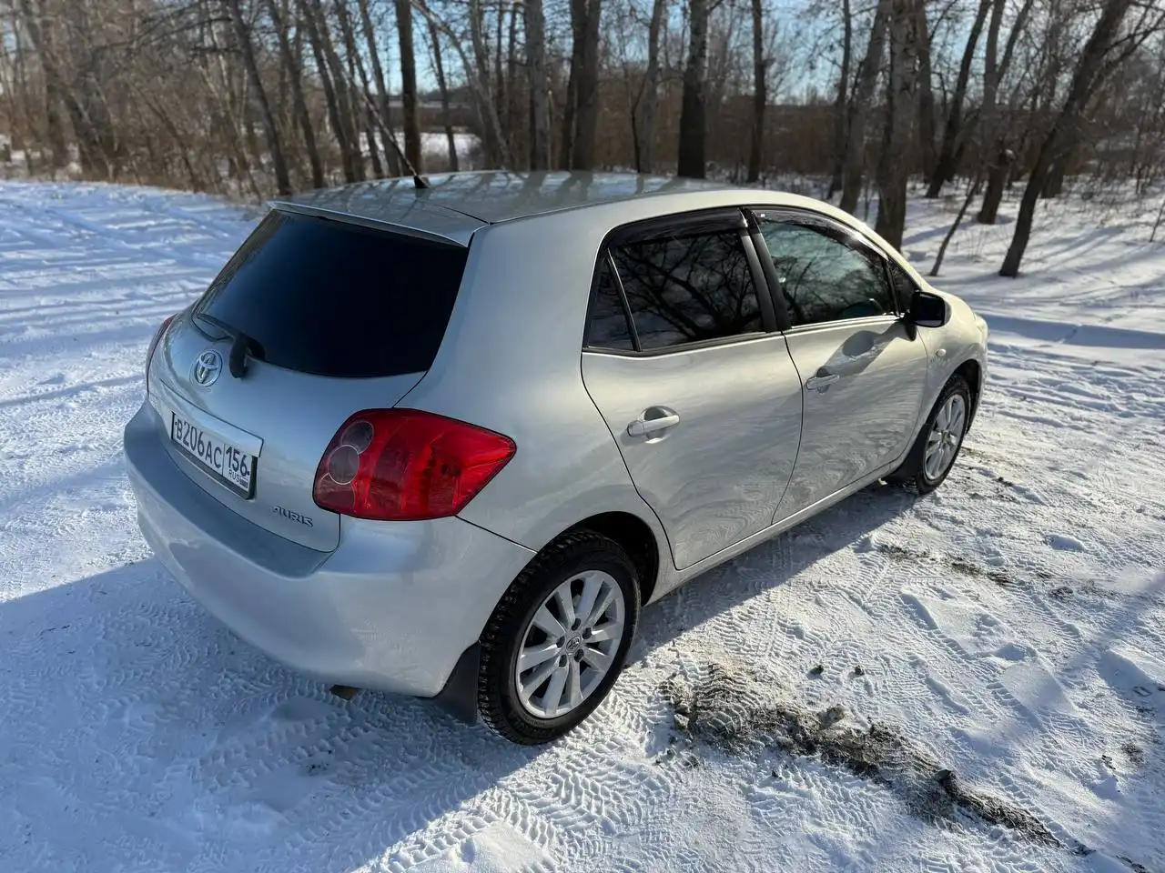 Продам Тойота Аурис 2008 года в максимальной комплектации - Легковые автомобили (Авто) в Неизвестно