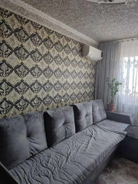 Продажа 3-комнатной квартиры с мебелью и кондиционерами - Недвижимость в Орск