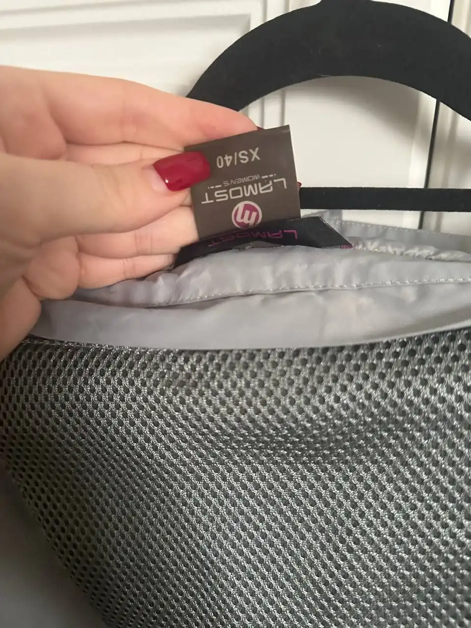 Женский горнолыжный костюм в идеальном состоянии - Спортивная одежда (Одежда) в Неизвестно