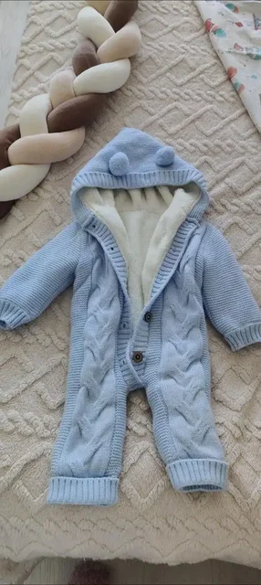 Продам вязаный комплект для новорождённых - Коляски в Орск