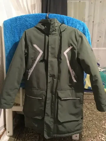 Продам зимнюю куртку - Верхняя одежда в Орск