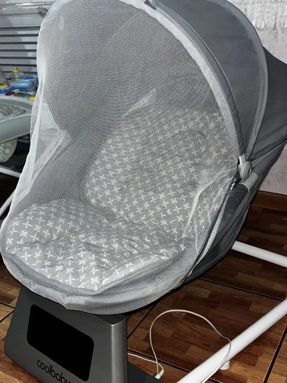 Продам электрокачели и коляску 3 в 1 - Электрокачели и коляски (Товары для детей) в Неизвестно