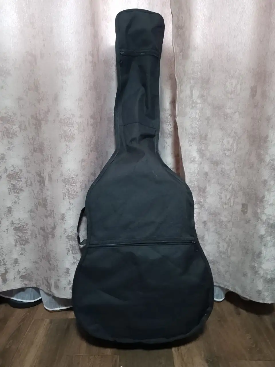 Продам гитару акустическую Veston C-100 - Музыкальные инструменты (Хобби и отдых) в Орск