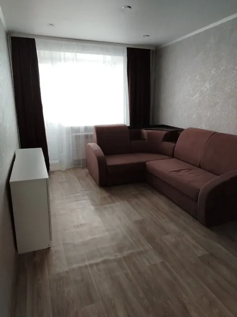 Сдам однокомнатную квартиру после ремонта на длительный срок - Недвижимость в Орск