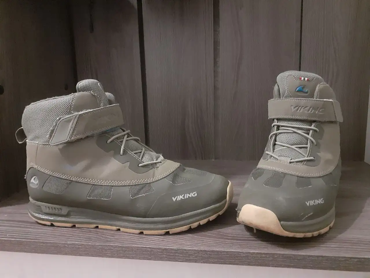 Продажа мужской зимней обуви и одежды - Мужская одежда и обувь (Одежда) в Неизвестно