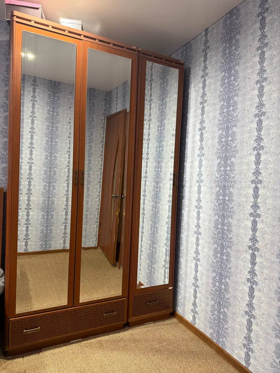 Продажа кровати и шкафа - Мебель (Барахолка) в Орск