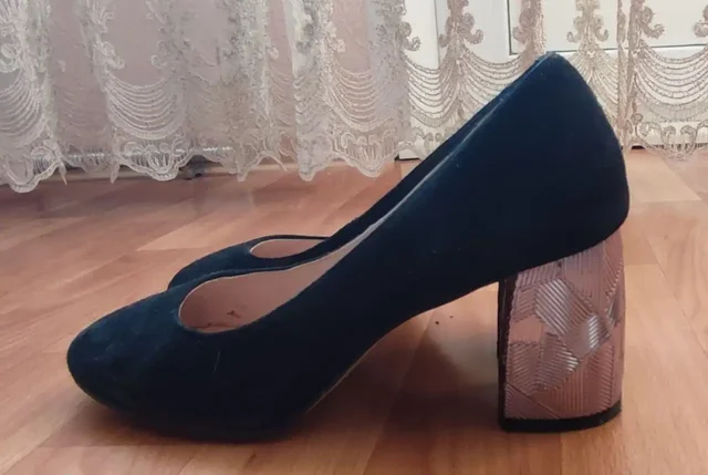 Женские натуральные туфли из замша размер 38 - Одежда в Орск