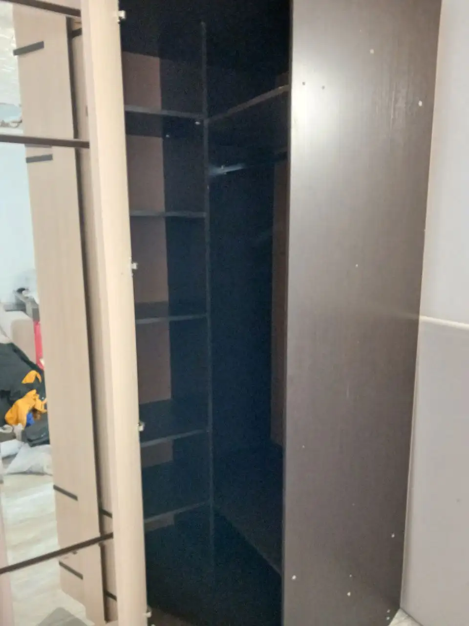 Продажа шкафов: прямой и угловой - Мебель (Барахолка) в Орск