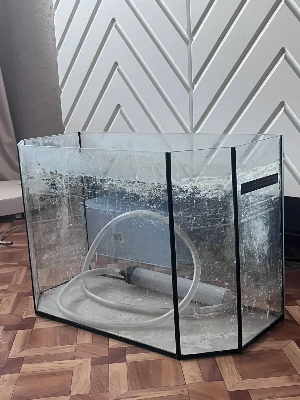 Аквариум 40 литров в 240 квартале - Аквариумы (Барахолка) в Неизвестно