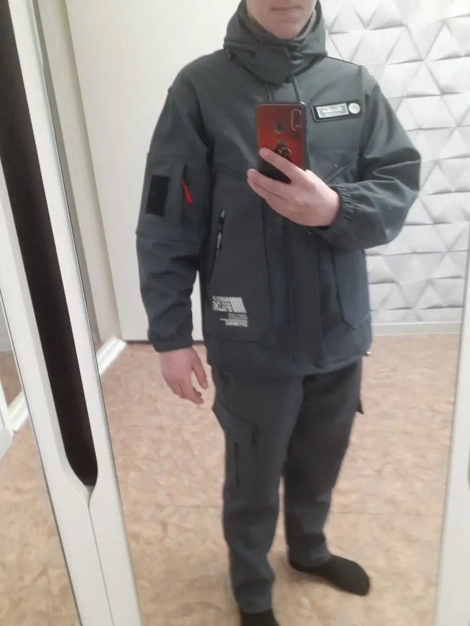 Продам новый легкий осенне-весенний костюм 48 размера - Костюмы (Одежда) в Неизвестно